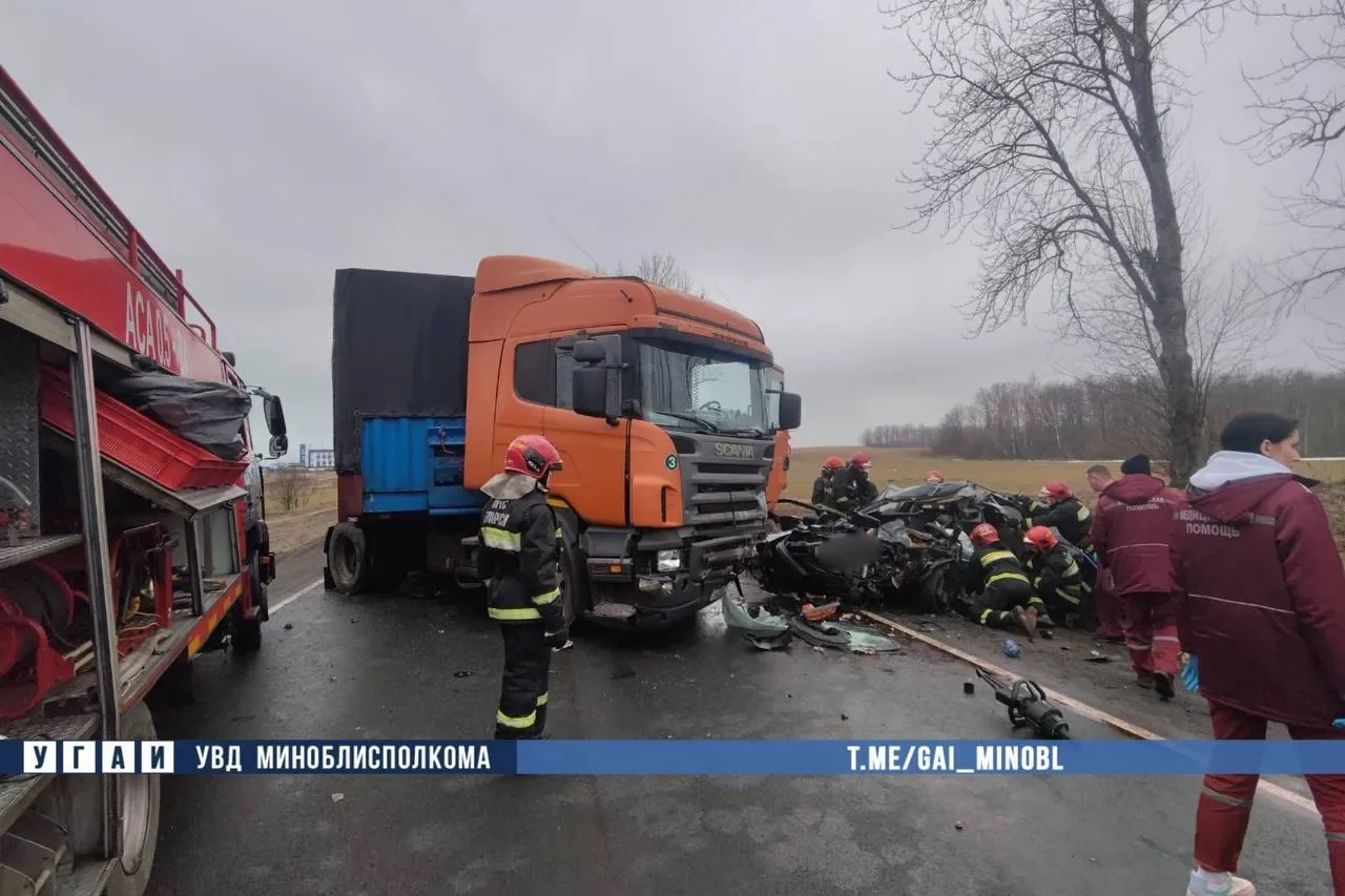 Страшное ДТП в Беларуси: погиб водитель Peugeot
