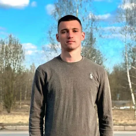 «Думал, что уже неживая»: в Беларуси парень спас девушку, упавшую с моста в реку