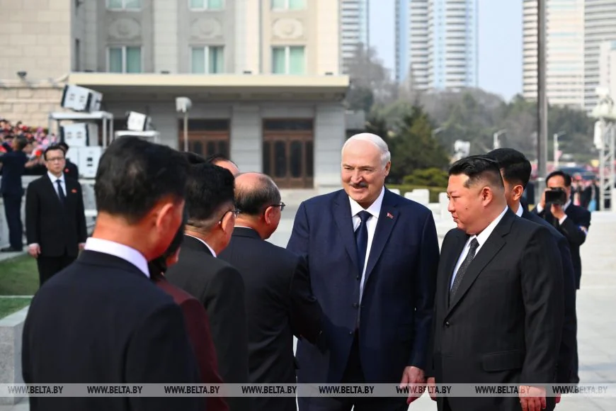 Впервые в истории президент Беларуси находится с официальным визитом в КНДР