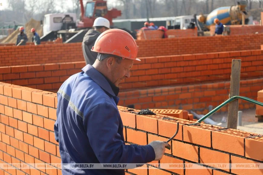 Рассказываем, что строят в Брестской крепости