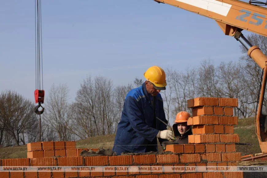 Рассказываем, что строят в Брестской крепости