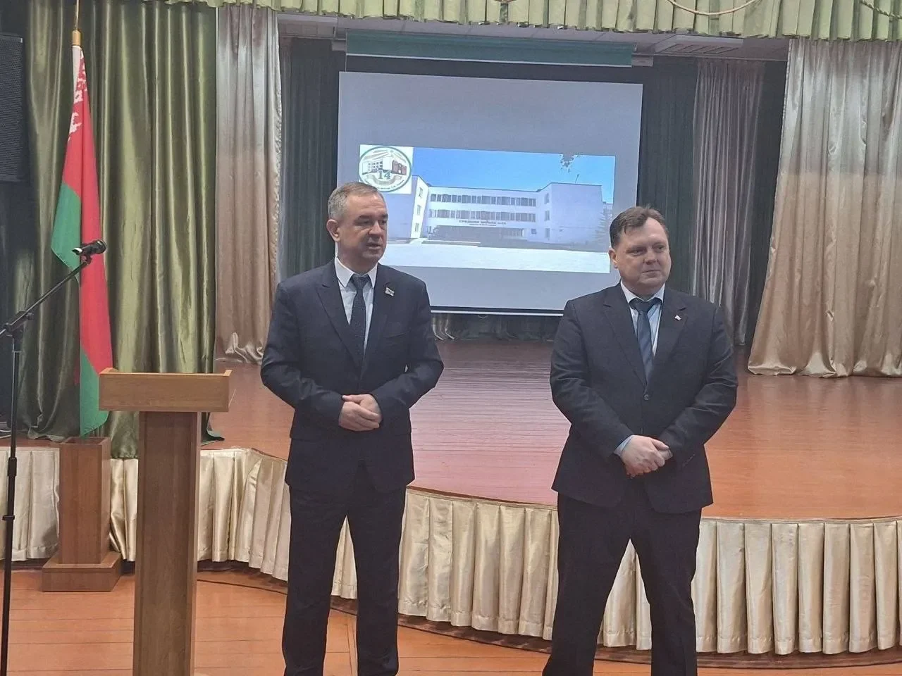 В школах Бреста назначили новых директоров: кто возглавил учреждения