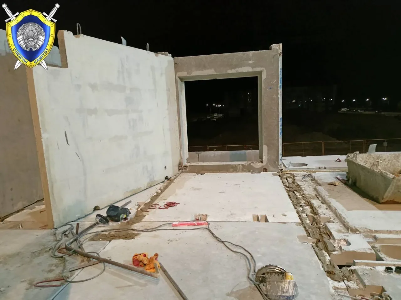 В Брестском районе на строителей обрушилась плита: что известно