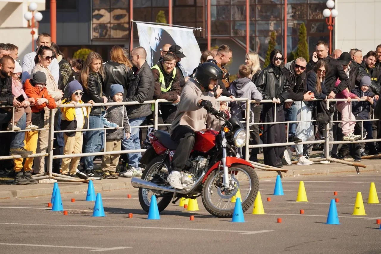 В Бресте официально открыли мотосезон — как это было