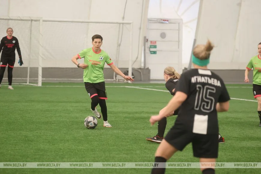 В Бресте впервые проходит международный турнир по футболу среди мам — фоторепортаж