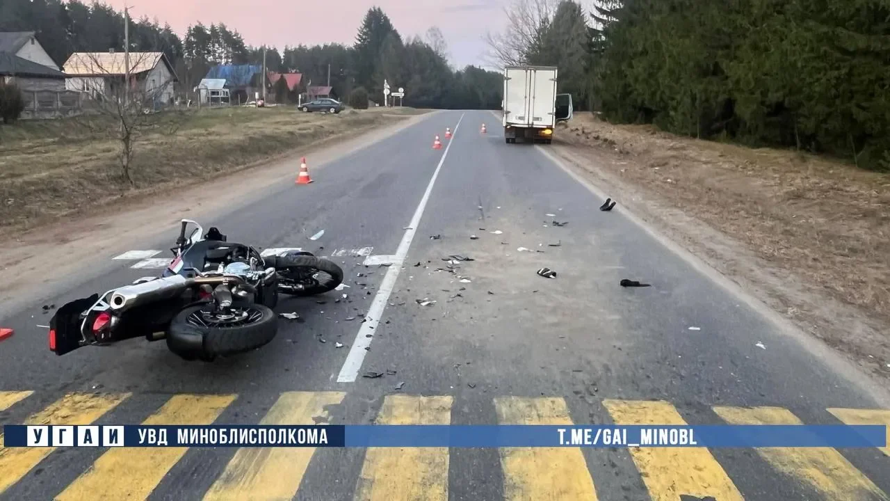 Скончался в реанимации: подробности ДТП с мотоциклистом в Беларуси