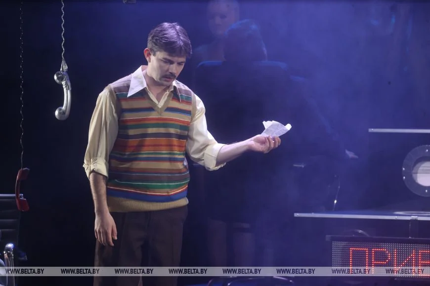 Брестский академический театр драмы представил премьеру «Мудромер»