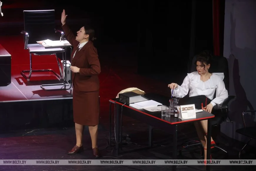 Брестский академический театр драмы представил премьеру «Мудромер»