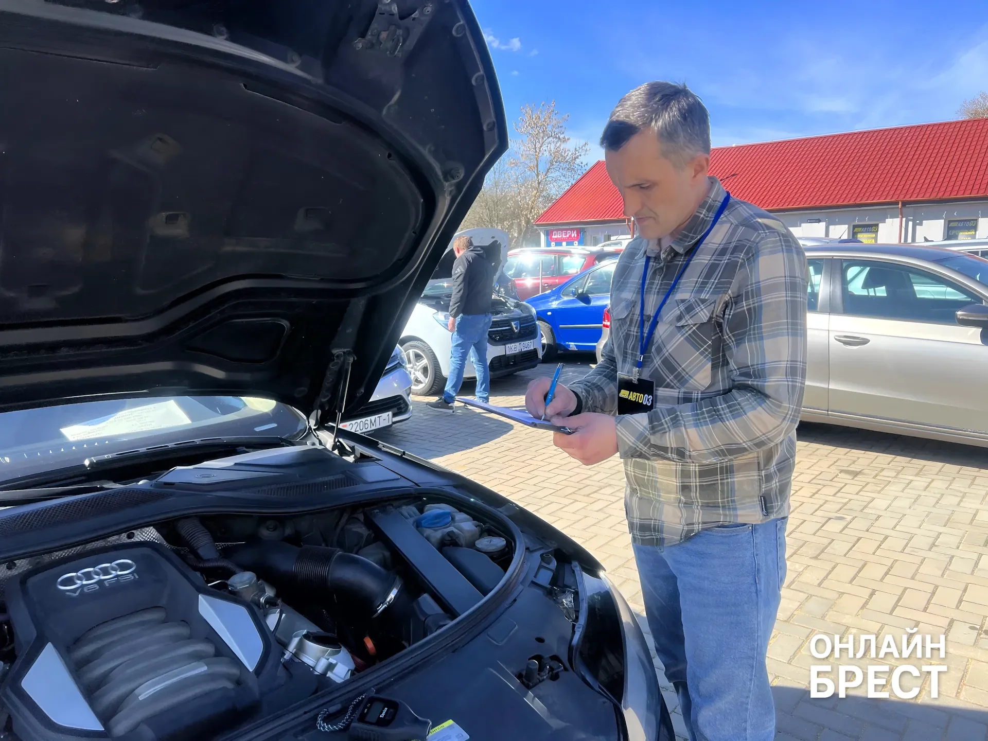 От фейерверков до площадки по продаже и выкупу автомобилей в Бресте. История Владимира