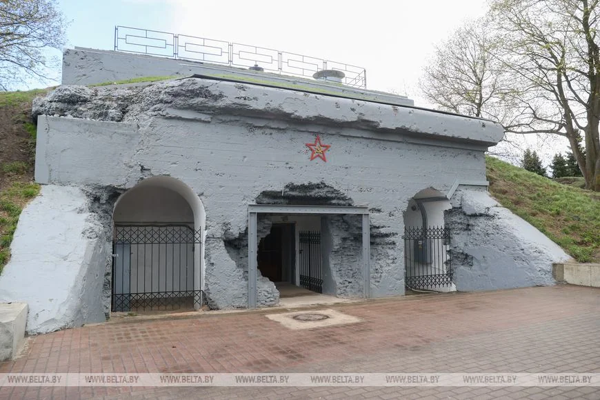 Спектакль «Штурм» представили актеры театра Черноморского флота им. Б.Лавренева в Брестской крепости