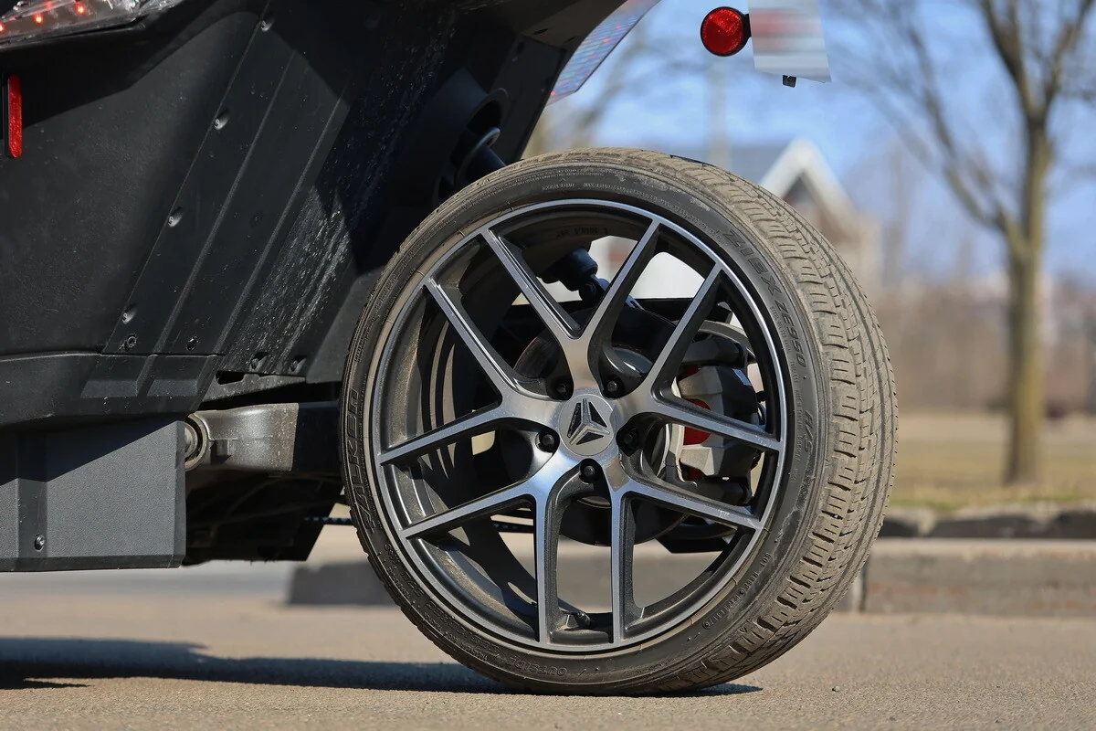 Белорус купил редкий трицикл из США — и столкнулся с неожиданным нюансом