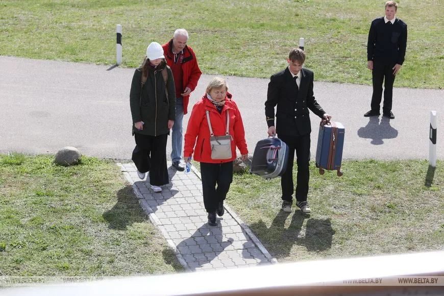 От Бреста до Мозыря: пассажиры первого рейса «Белой Руси» поделились ожиданиями