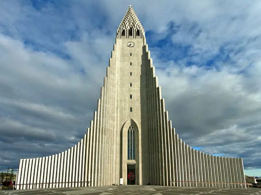 Топ-5 стран, где можно путешествовать одному и не бояться