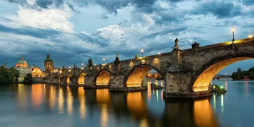 Топ-5 стран, где можно путешествовать одному и не бояться