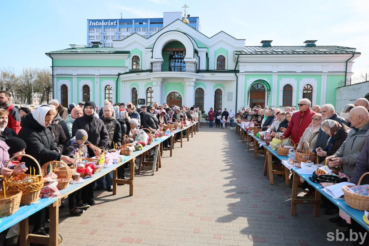 Православные Бреста отмечают Великую субботу — фоторепортаж