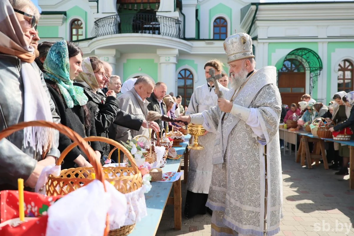 Православные Бреста отмечают Великую субботу — фоторепортаж