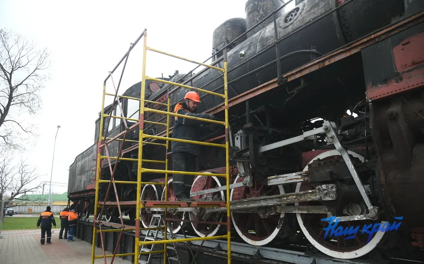 В Барановичах обновляют легендарный паровоз — что с ним делают