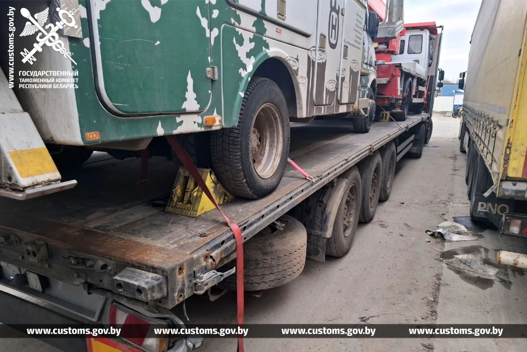 На границе обнаружили подмену VIN-номеров у тягача и полуприцепа
