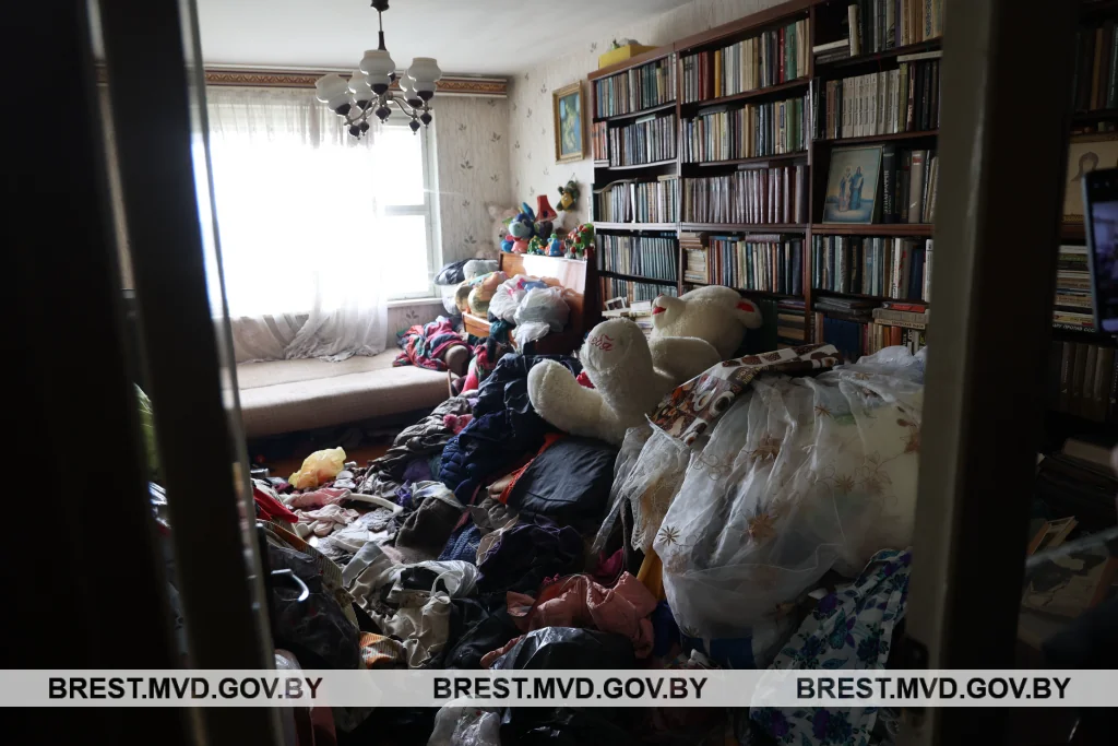 Милиция Бреста наведалась к должникам — что они увидели