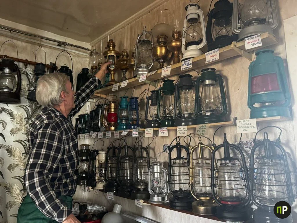 Белорус превратил собственный дом в музей керосиновых ламп: посмотрите