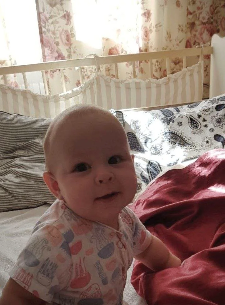 Беременность в 17, колледж, работа: как девушка из Беларуси справилась с ранним материнством