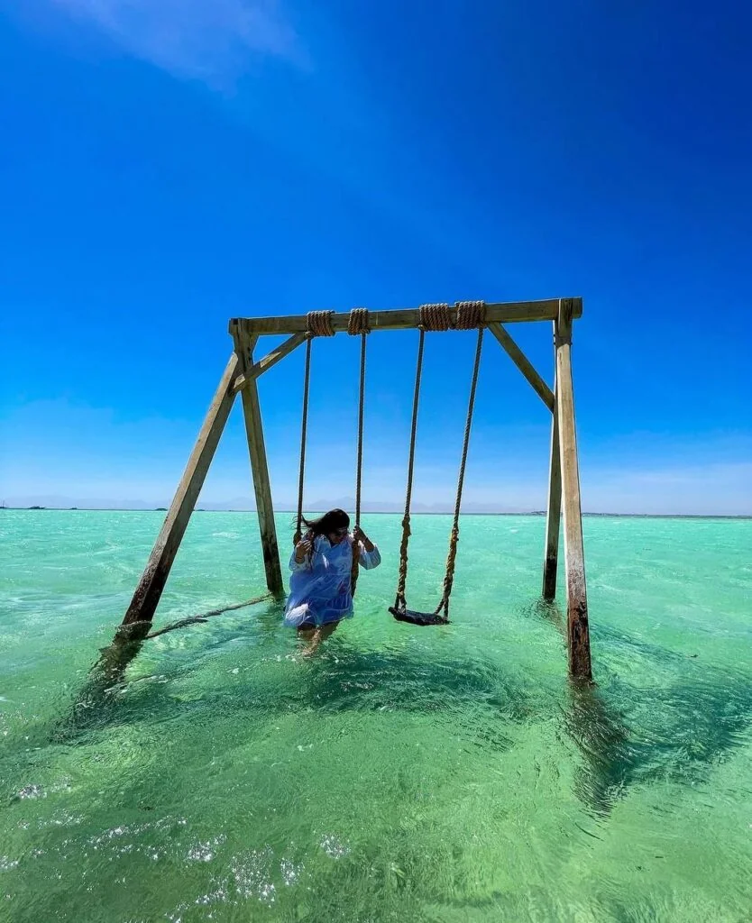 Надувает шары — и объезжает мир. Как девушка из Беларуси побывала в 36 странах