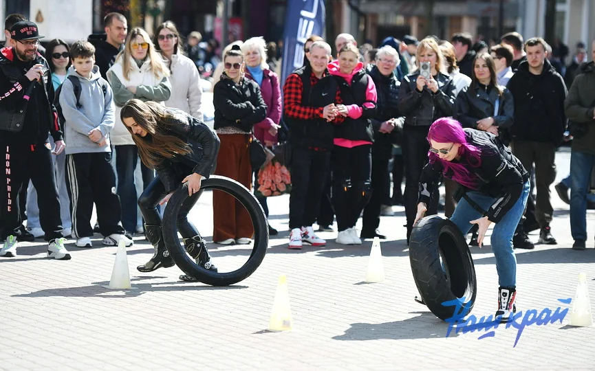 Первый сезон на своём байке, 26 лет вместе и помощь больному ребёнку — открытие мотосезона в Барановичах