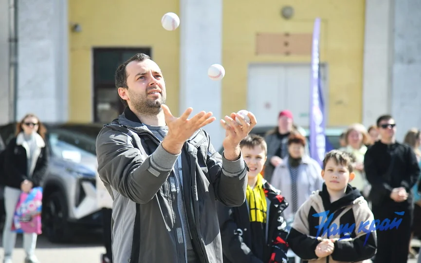 Первый сезон на своём байке, 26 лет вместе и помощь больному ребёнку — открытие мотосезона в Барановичах