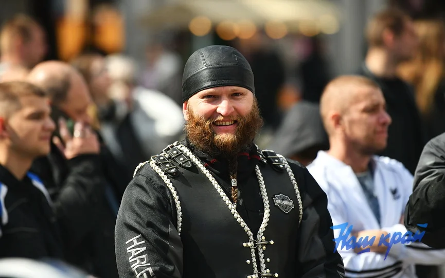 Первый сезон на своём байке, 26 лет вместе и помощь больному ребёнку — открытие мотосезона в Барановичах
