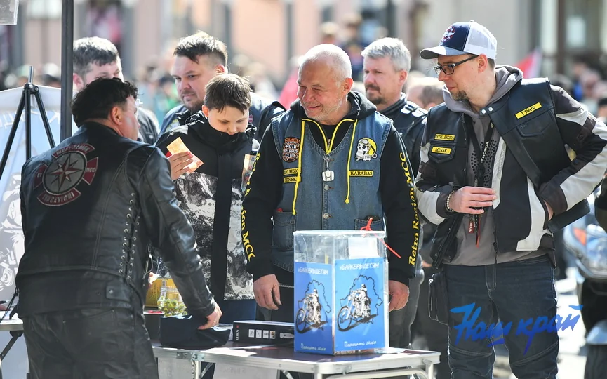 Первый сезон на своём байке, 26 лет вместе и помощь больному ребёнку — открытие мотосезона в Барановичах