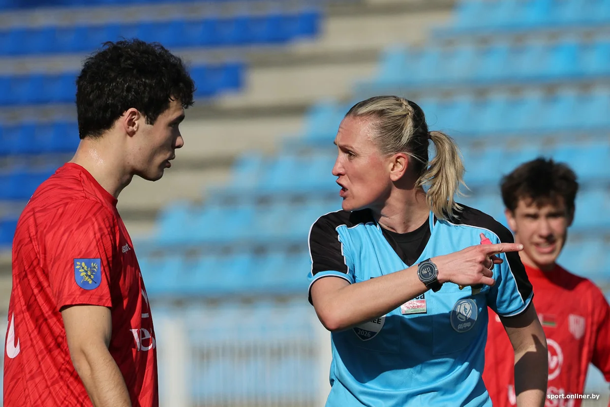Впервые в истории: женщина стала главным арбитром матча белорусской Высшей лиги