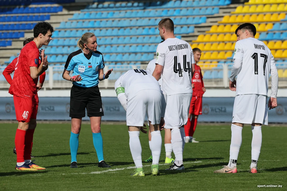Впервые в истории: женщина стала главным арбитром матча белорусской Высшей лиги