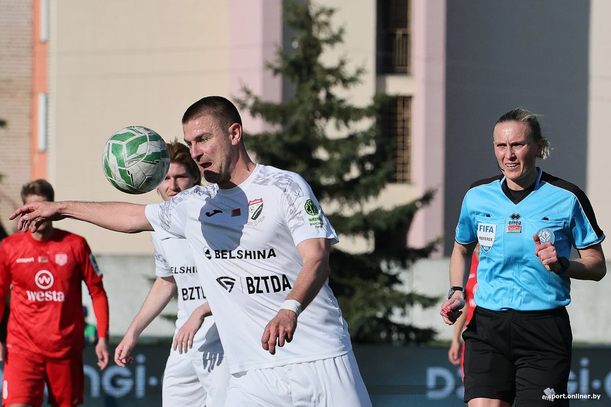 Впервые в истории: женщина стала главным арбитром матча белорусской Высшей лиги