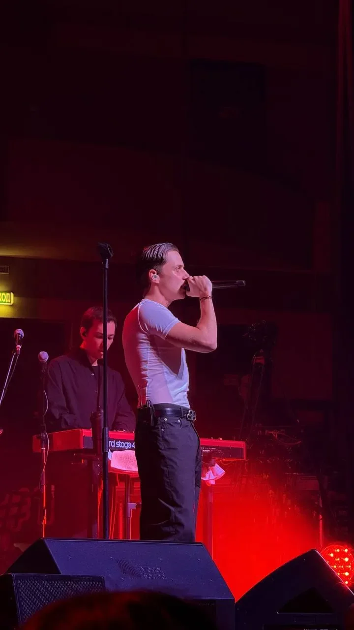 В Бресте прямо сейчас выступает Ваня Дмитриенко