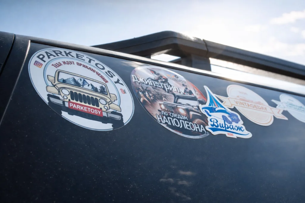 Белорус купил 30-летний Chevrolet Suburban — и его машина стала сниматься в сериалах