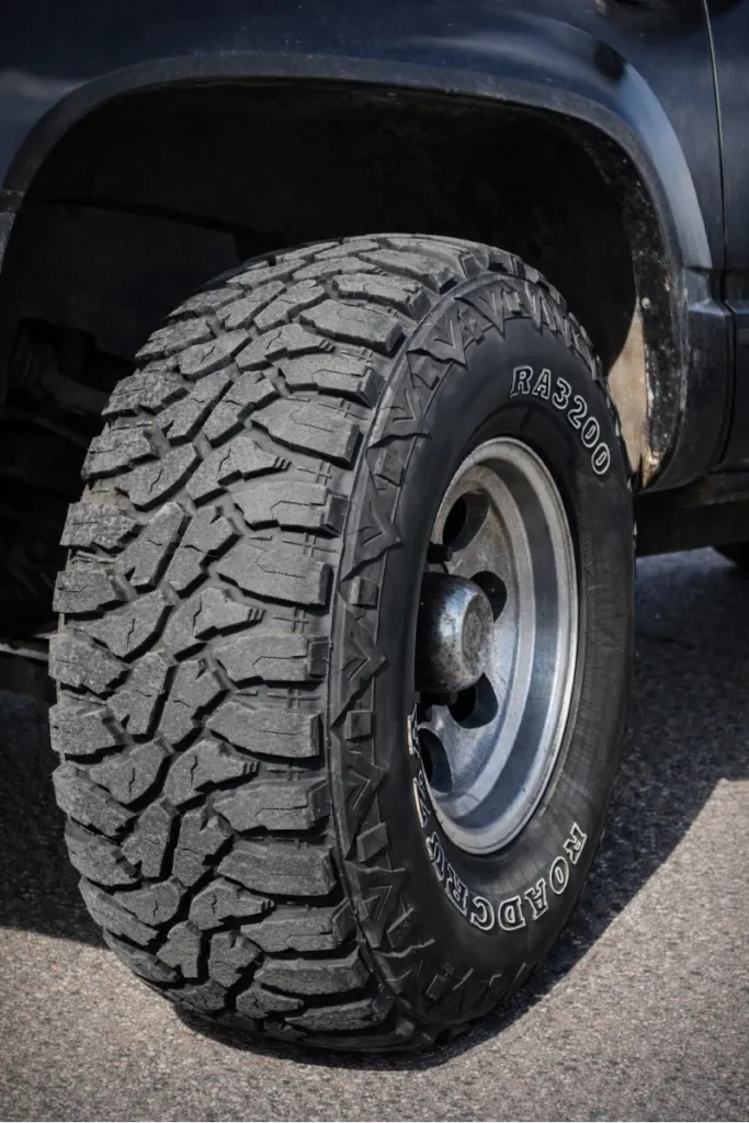 Белорус купил 30-летний Chevrolet Suburban — и его машина стала сниматься в сериалах