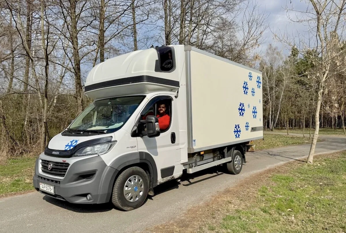 Водитель фургона рассказал, сколько получает и за что платит из своего кармана