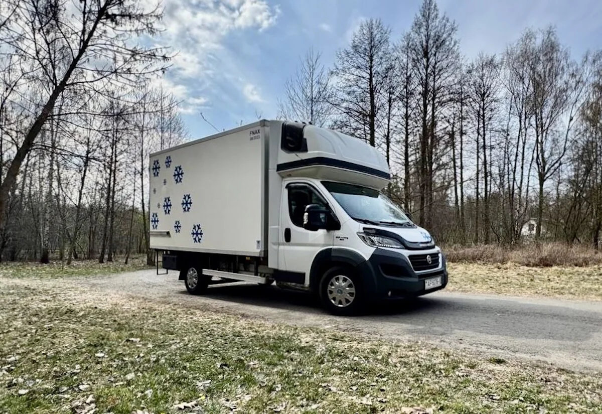 Водитель фургона рассказал, сколько получает и за что платит из своего кармана