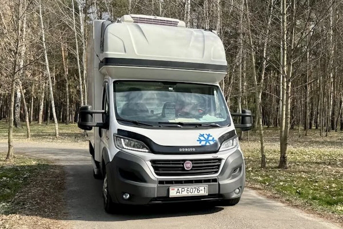 Водитель фургона рассказал, сколько получает и за что платит из своего кармана
