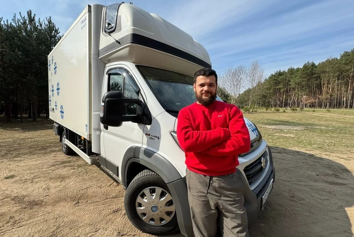 Водитель фургона рассказал, сколько получает и за что платит из своего кармана