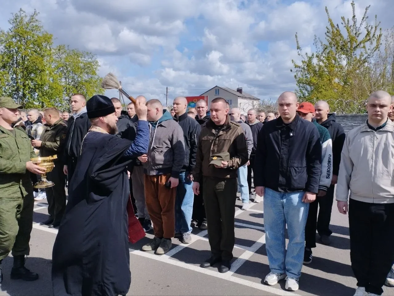 В Бресте стартовала отправка на срочную службу