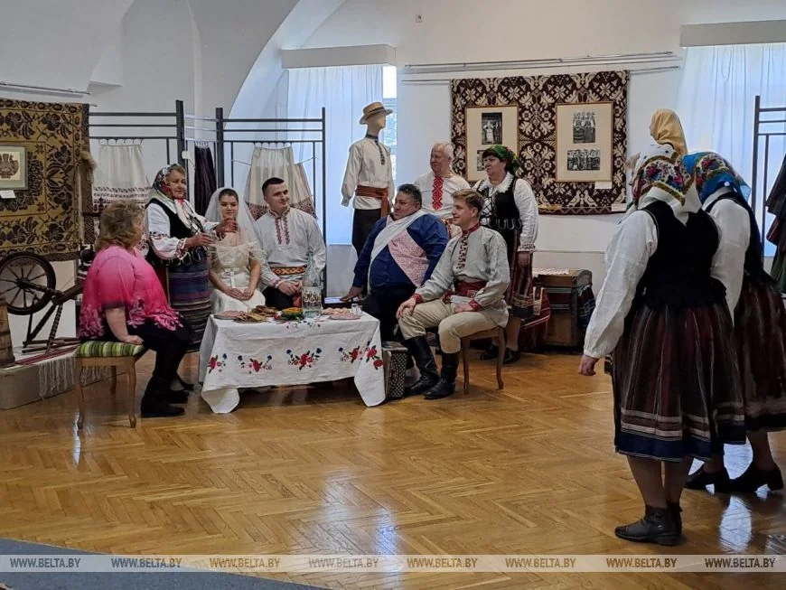 В Бресте воссоздали уникальный свадебный обряд