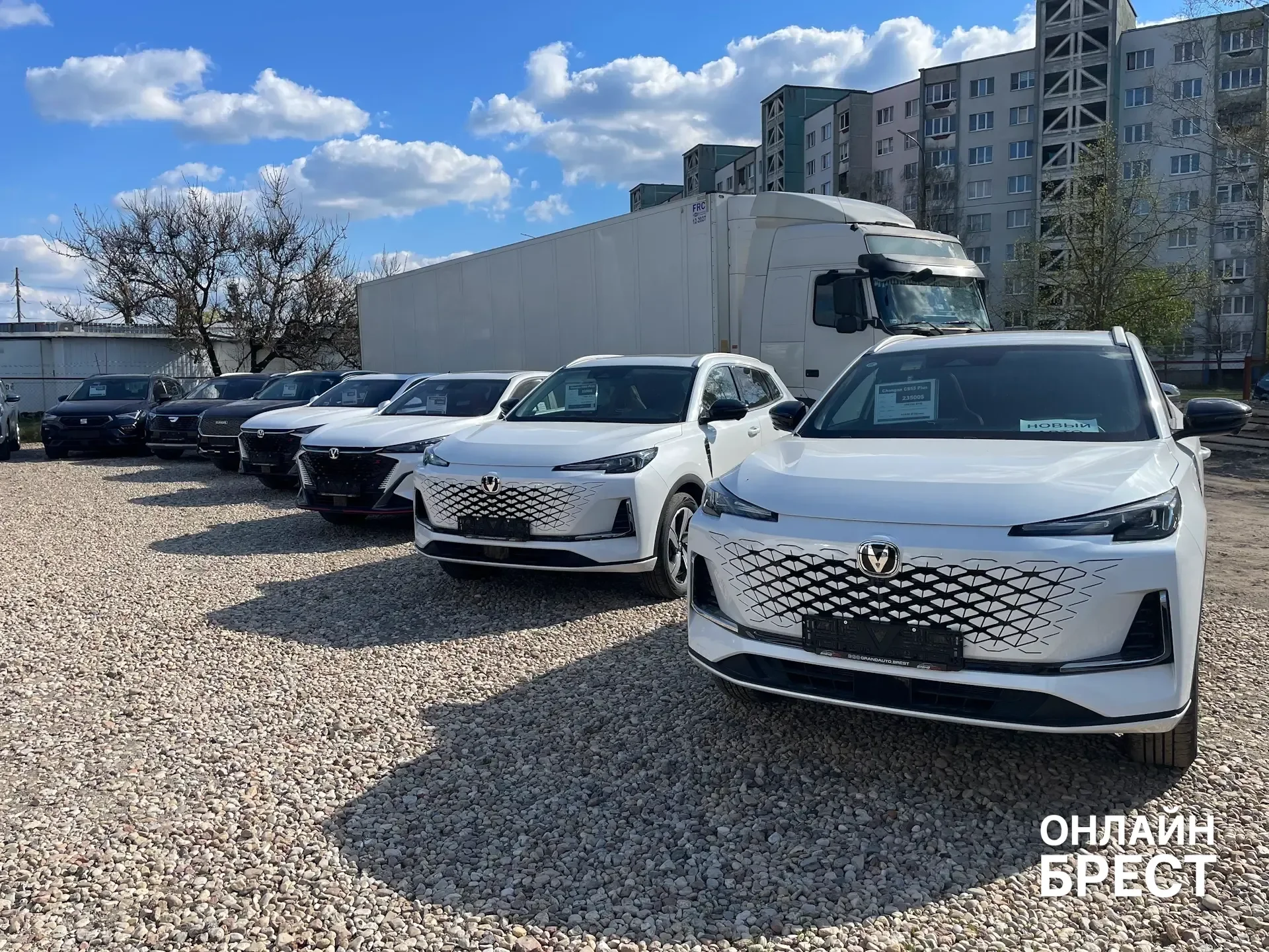 Брестчане меняют авто за один день: как устроен сервис «ГрандАвто Брест»