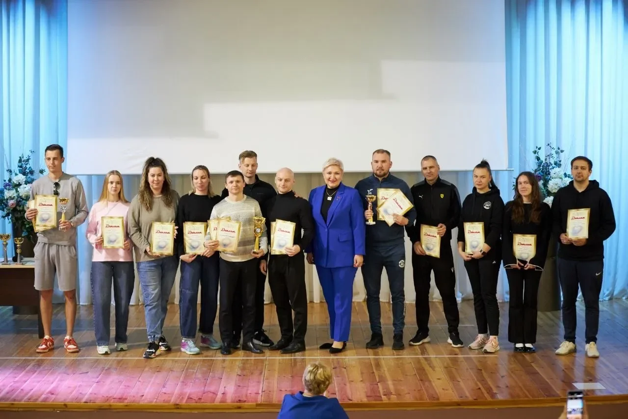 Более 300 участников и 9 видов спорта: названы победители спартакиады работников образования Бреста