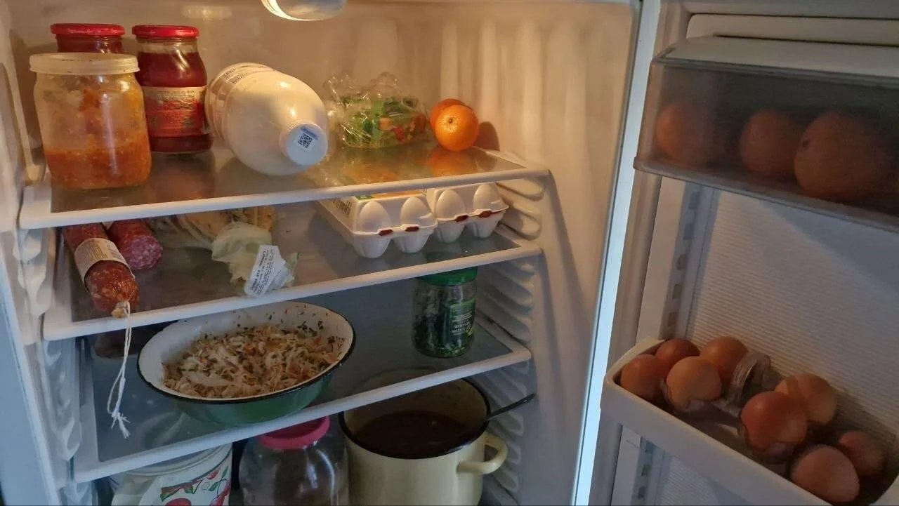 Белорус зарабатывает 2 600 рублей, тратит 1 500 и копит на машину — вот как он это делает