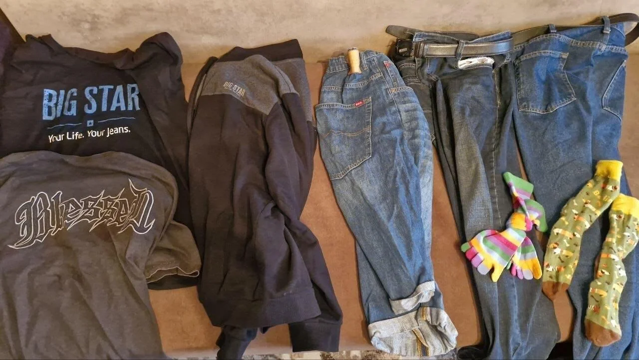 Белорус зарабатывает 2 600 рублей, тратит 1 500 и копит на машину — вот как он это делает