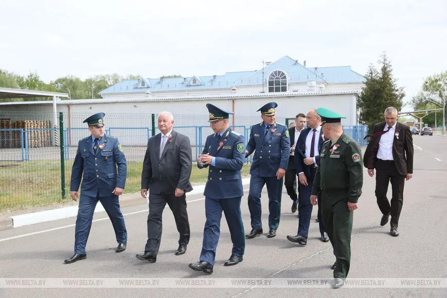 Обновленную зону ожидания открыли перед пунктом пропуска «Брест»