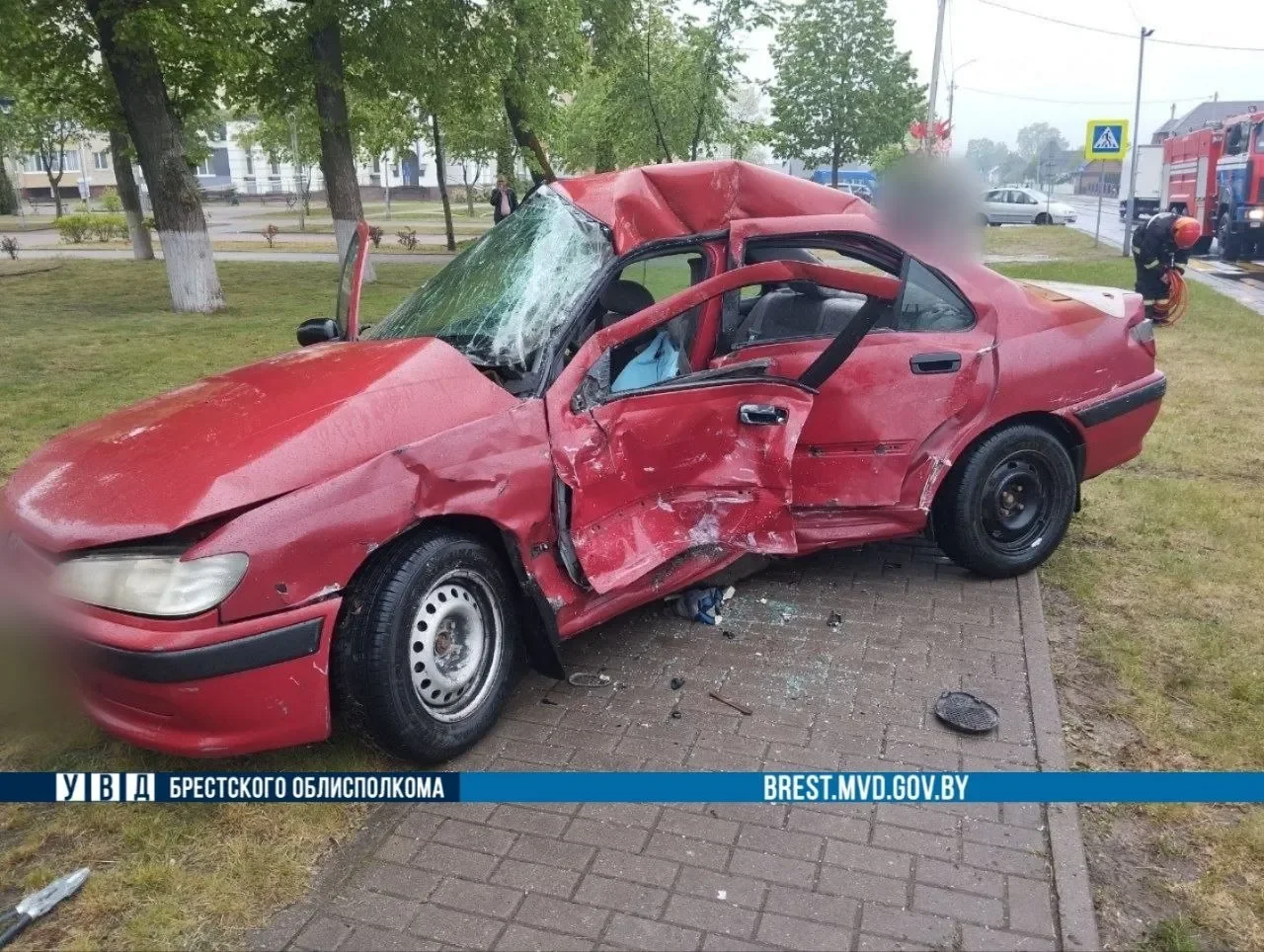 В Столине водитель Peugeot решила развернуться — и попала под рейсовый автобус