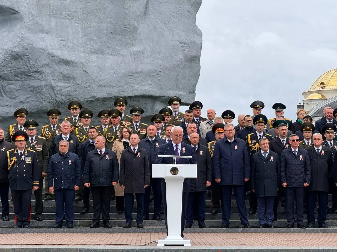 Брестская крепость озарилась салютом в честь 9 Мая