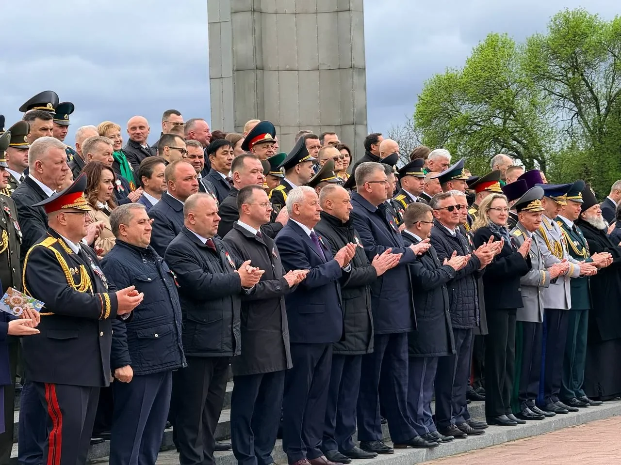 Брестская крепость озарилась салютом в честь 9 Мая